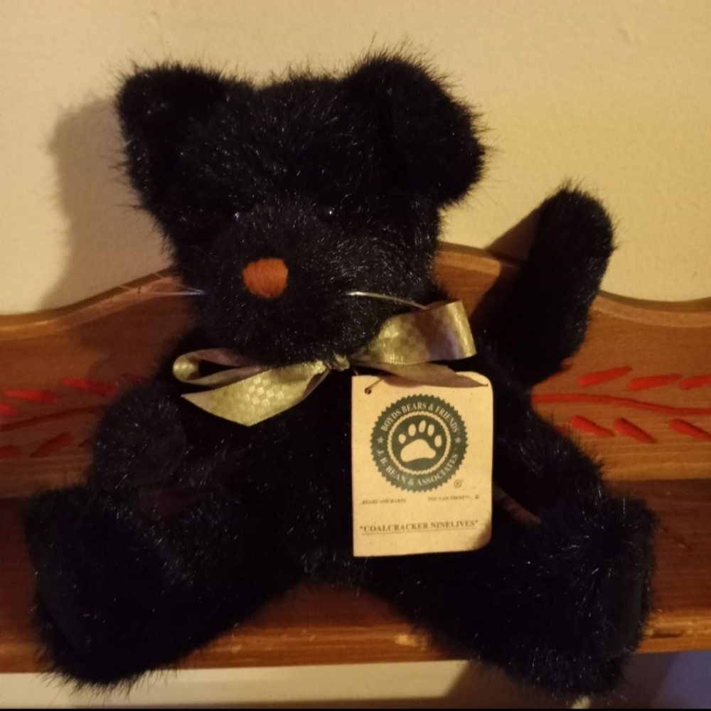 Boyds Bears and Friends Coalcracker Nine Lives Plush Cat